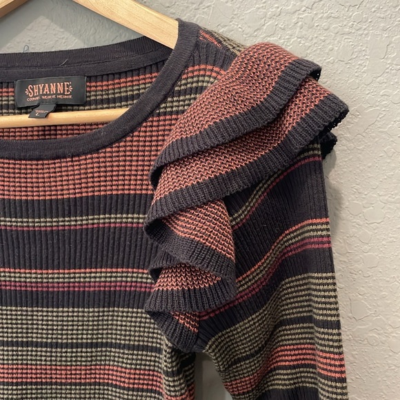 Shyanne country ribbed knit cropped ruffle sweater top - Picture 4 of 10